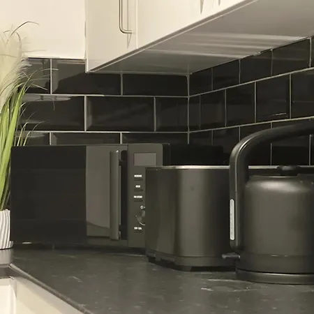 Hayy Signature Collection Bradford (West Yorkshire)