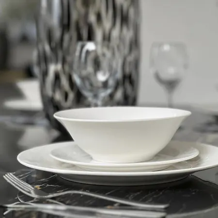 Hayy Signature Collection Bradford (West Yorkshire)
